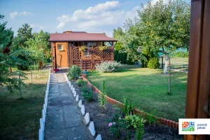 Dzień działkowca 2018 - widok na domek w ogrodzie działkowym