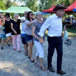 Dzień Działkowca 2019 - prezydent Piły prowadzi pociąg ludzi